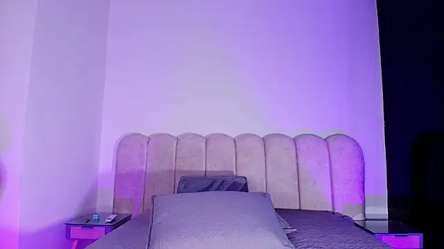 mia stanfort online show from 11/29/25, 07:17