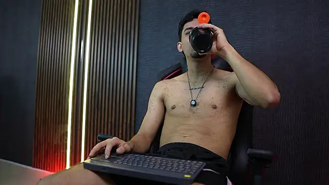 JakeMoxley online show from 02/07/26, 06:22