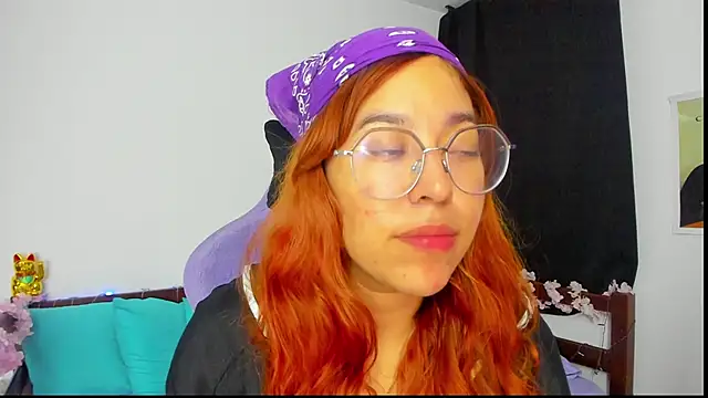  Moon Johnson online show from 11/05/25, 01:05