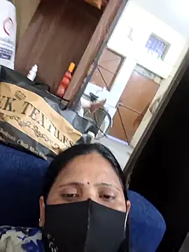 Neha8923 online show from 03/18/25, 12:25