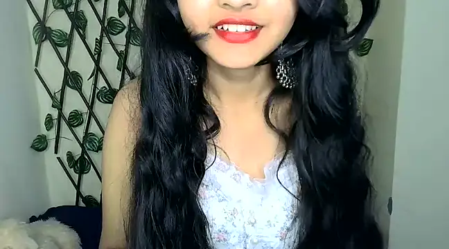 SUZY FROMUS online show from 01/23/25, 06:14