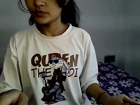 SUZY FROMUS online show from 10/28/25, 12:41