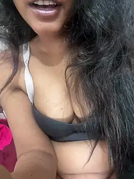 Snapshot of muni-baby chatting on 02/12/25, 11:51 muni-baby online show from 02/12/25, 11:51