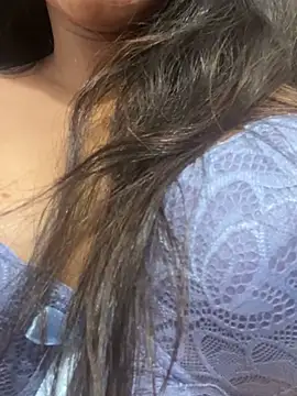 Snapshot of muni-baby chatting on 02/20/25, 04:14 muni-baby online show from 02/20/25, 04:14