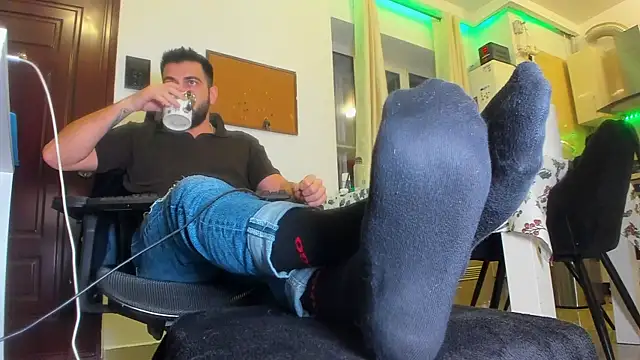 welcometo hell online show from 11/25/25, 10:10