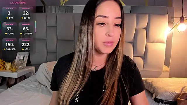 AliceSteel12 online show from 10/28/25, 11:18