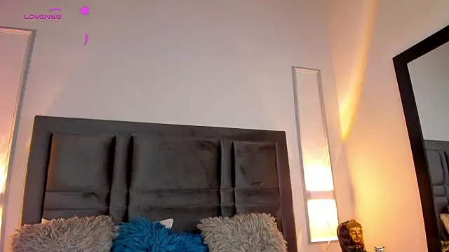 EmmaBecket2 online show from 01/29/25, 03:33