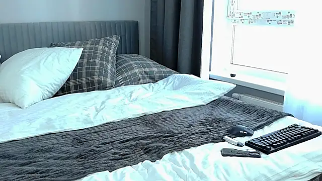 Tanya M online show from 02/14/25, 09:34