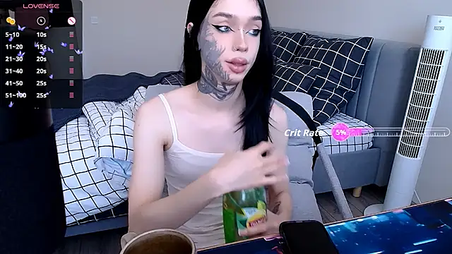 Tanya M online show from 10/04/25, 07:50