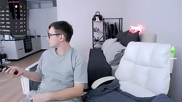 Tanya M online show from 04/08/26, 01:44