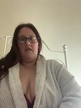 Snapshot of Foxy_Evie40XO chatting on 12/23/24, 10:55 Foxy Evie40XO online show from 12/23/24, 10:55