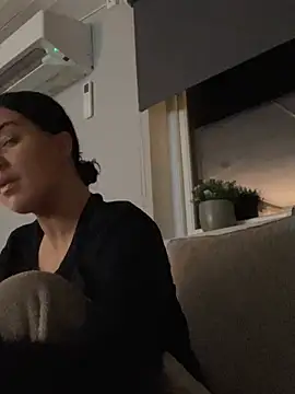 eemsii online show from 02/05/25, 06:15