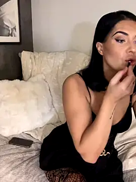 eemsii online show from 10/24/25, 08:16