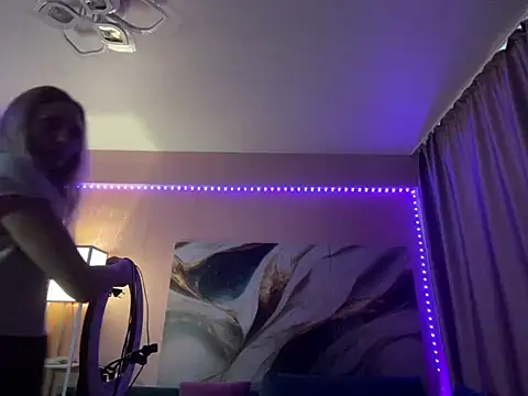 Snapshot of -Cherry-lady- chatting on 02/07/25, 10:08 -Cherry-lady- online show from 02/07/25, 10:08