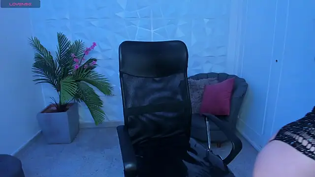 Snapshot of Danielacossio chatting on 03/22/25, 06:43 Danielacossio online show from 03/22/25, 06:43