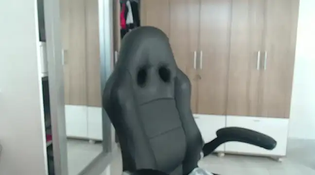 RoxanaLove9 online show from 02/20/25, 10:37