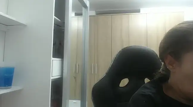 RoxanaLove9 online show from 02/27/25, 01:48