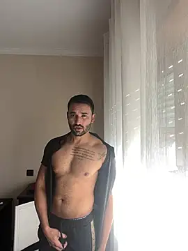 Snapshot of ali_babachapter2 chatting on 12/28/24, 11:30 ali babachapter2 online show from 12/28/24, 11:30