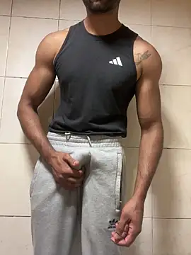 Snapshot of ali_babachapter2 chatting on 09/14/25, 01:10 ali babachapter2 online show from 09/14/25, 01:10