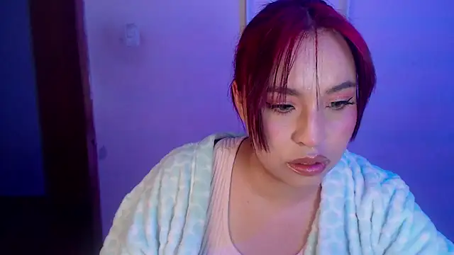 annie3 online show from 12/22/24, 01:45