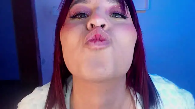 annie3 online show from 12/24/24, 04:44