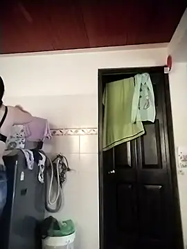 Lucianaferro  online show from 11/27/25, 03:36