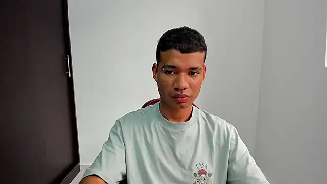 Snapshot of Camilo_Marin chatting on 01/16/25, 11:59 Camilo Marin online show from 01/16/25, 11:59