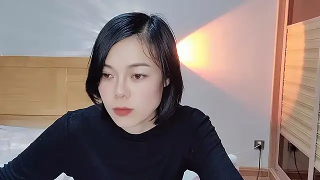 Linda-LL online show from 02/01/25, 01:30