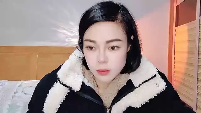 Linda-LL online show from 02/09/25, 02:28