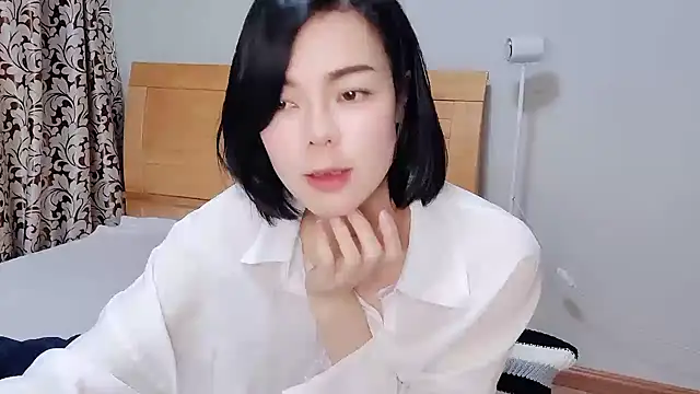 Linda-LL online show from 02/21/25, 12:28