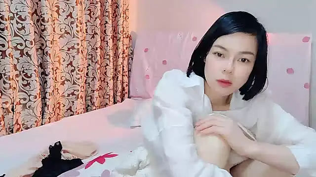 Linda-LL online show from 03/07/25, 03:19