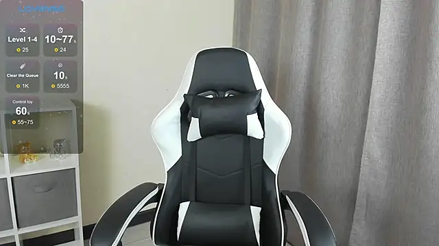 Snapshot of Eva_toy chatting on 01/23/25, 05:24 Eva toy online show from 01/23/25, 05:24