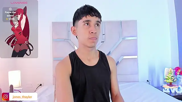 Thayler jones online show from 12/15/25, 11:36