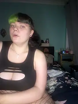 kira 132 online show from 11/07/25, 01:27