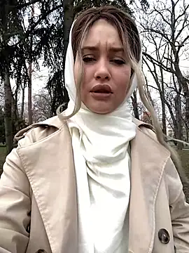 KikiWatson online show from 01/01/25, 08:02