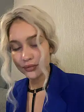 KikiWatson online show from 01/19/25, 11:23