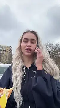 KikiWatson online show from 03/21/26, 08:19