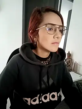 your red rose  online show from 01/13/25, 07:31