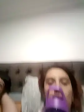 your red rose  online show from 01/25/25, 02:37