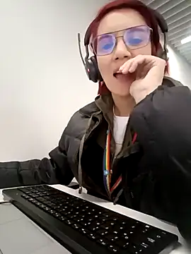 your red rose  online show from 03/06/25, 01:14