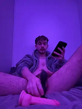 plumboyee online show from 12/03/24, 10:18