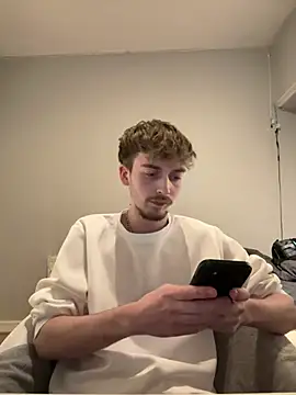 plumboyee online show from 12/10/24, 09:33