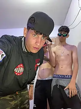 Snapshot of LatinBoysxxx chatting on 02/08/25, 06:22 LatinBoysxxx online show from 02/08/25, 06:22