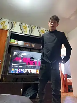 LatinBoysxxx online show from 03/17/26, 06:33