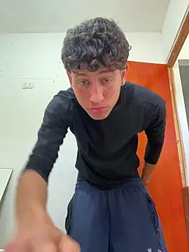 LatinBoysxxx online show from 03/27/26, 07:13