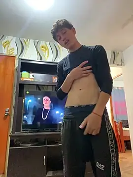 LatinBoysxxx online show from 03/31/26, 08:42