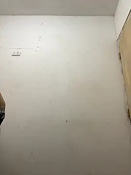 LatinBoysxxx online show from 04/14/26, 08:15