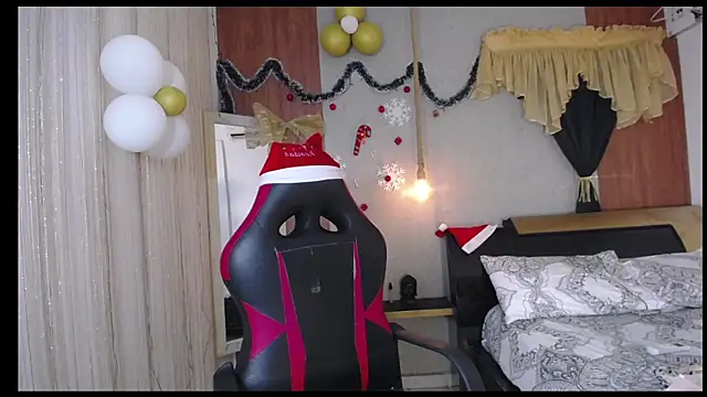 hera divine online show from 12/20/25, 06:15