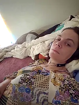 thatonespicychick online show from 12/23/24, 09:29