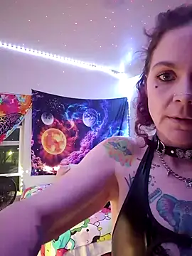 thatonespicychick online show from 01/04/25, 05:48